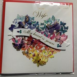 Papyrus Valentine’s Day card wife New in pkg heart flowers
